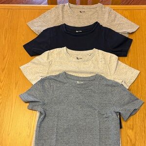 Set of 4 blue/gray T Shirts size 7 years